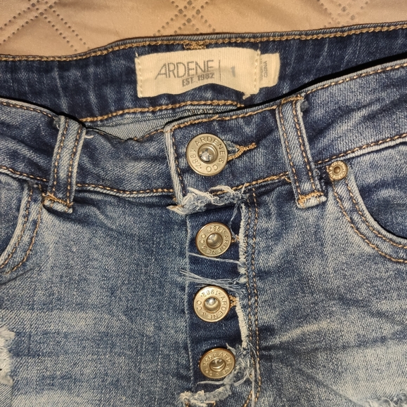Ardene Denim Shorts - Picture 4 of 4